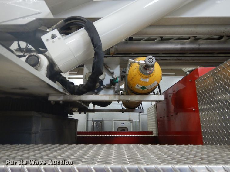 image for item HS9428 1999 Pierce  aerial platform fire truck