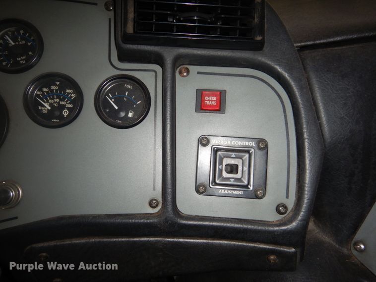 image for item HS9428 1999 Pierce  aerial platform fire truck