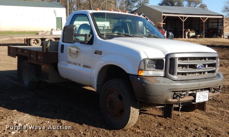 image for item HS9437 2004 Ford F450 Super Duty  flatbed truck