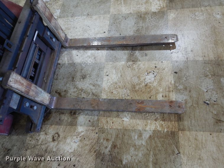 image for item HS9446 Yale ERC040RGN36TQ088  forklift