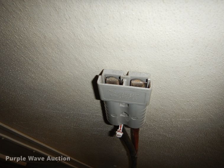 image for item HS9446 Yale ERC040RGN36TQ088  forklift