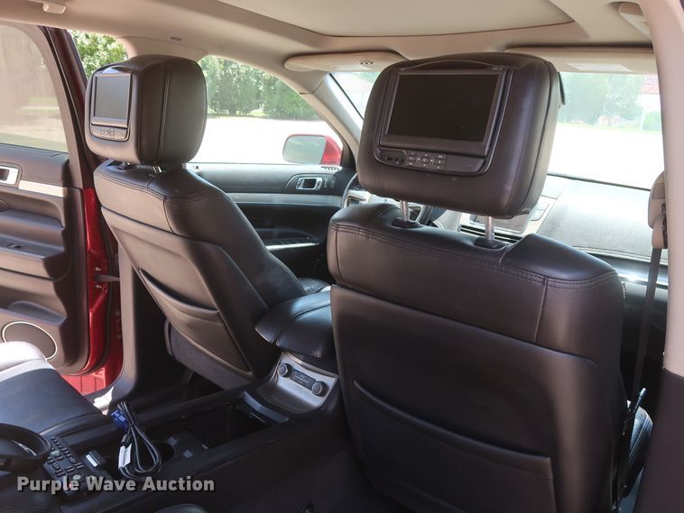 image for item HT9551 2010 Lincoln MKT  SUV