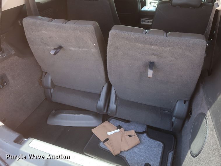 image for item HT9551 2010 Lincoln MKT  SUV