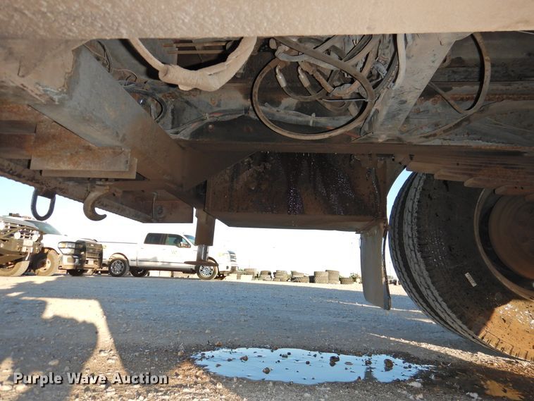 image for item HU9653 1997 GMC C6500  service truck with crane