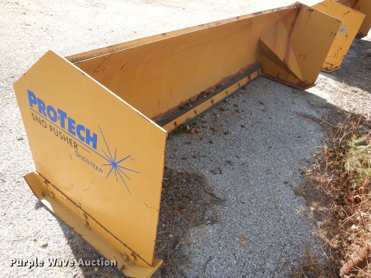 image for item HV9504 Pro Tech SP10S skid steer snow pusher