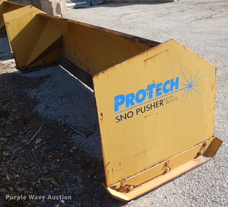 image for item HV9505 Pro Tech skid steer snow pusher