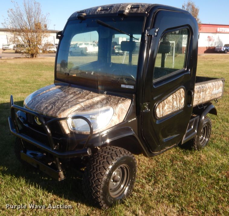 image for item HW9112 2017 Kubota RTV X1100C  utility vehicle