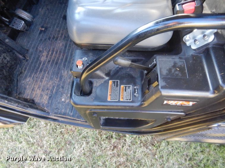 image for item HW9112 2017 Kubota RTV X1100C  utility vehicle