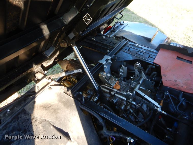 image for item HW9112 2017 Kubota RTV X1100C  utility vehicle