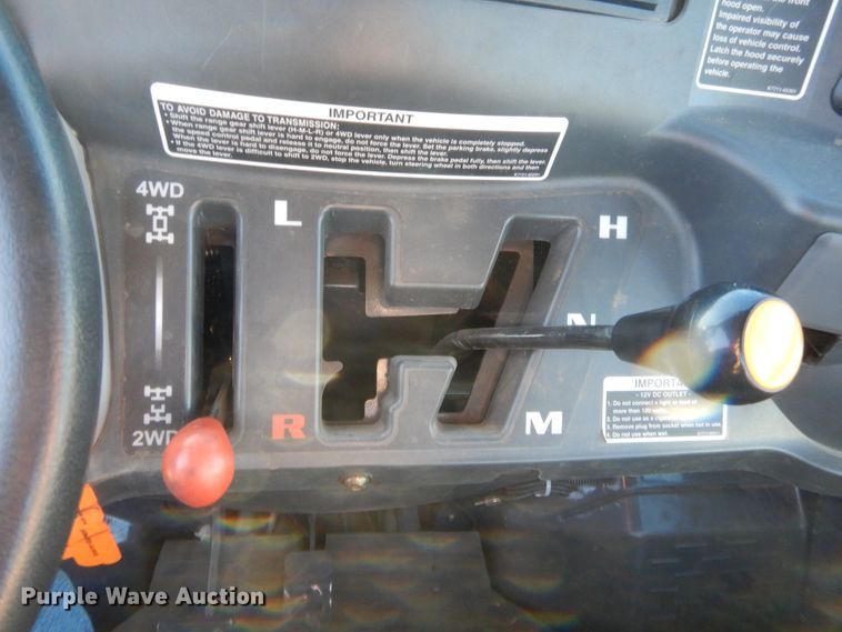 image for item HW9139 2011 Kubota RTV100  utility vehicle