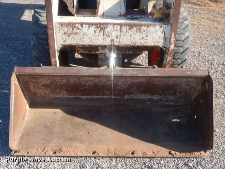 image for item HW9142 Bobcat 742  skid steer loader
