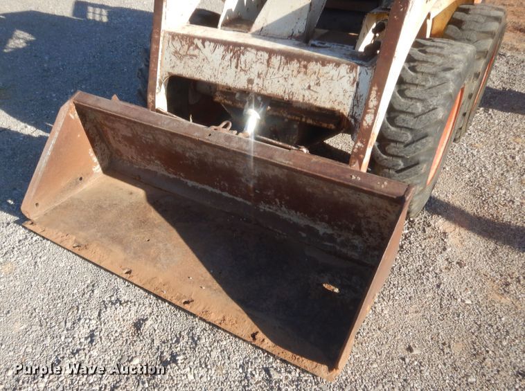 image for item HW9142 Bobcat 742  skid steer loader