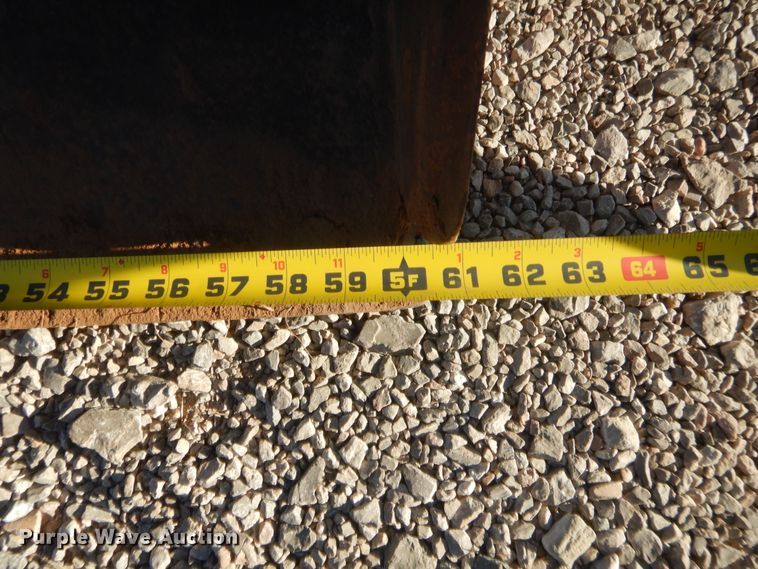 image for item HW9142 Bobcat 742  skid steer loader