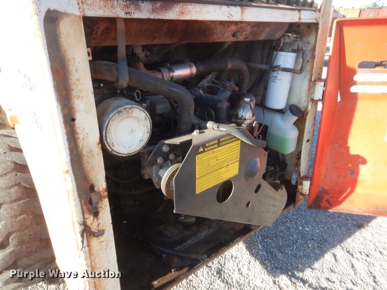 image for item HW9142 Bobcat 742  skid steer loader