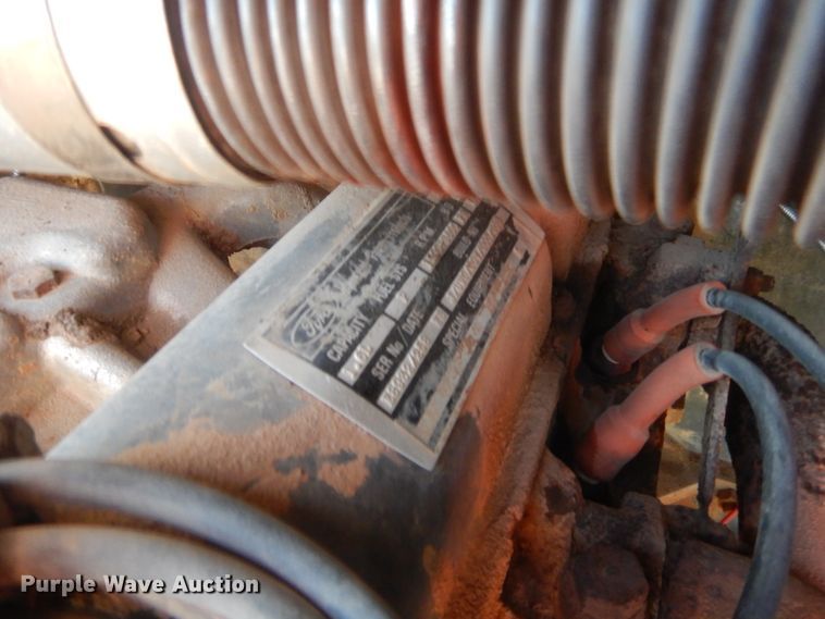 image for item HW9142 Bobcat 742  skid steer loader