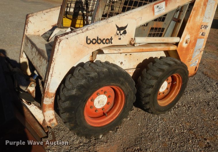 image for item HW9142 Bobcat 742  skid steer loader