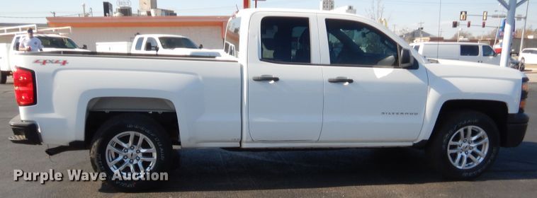 image for item HW9150 2014 Chevrolet Silverado 1500  Double Cab pickup truck