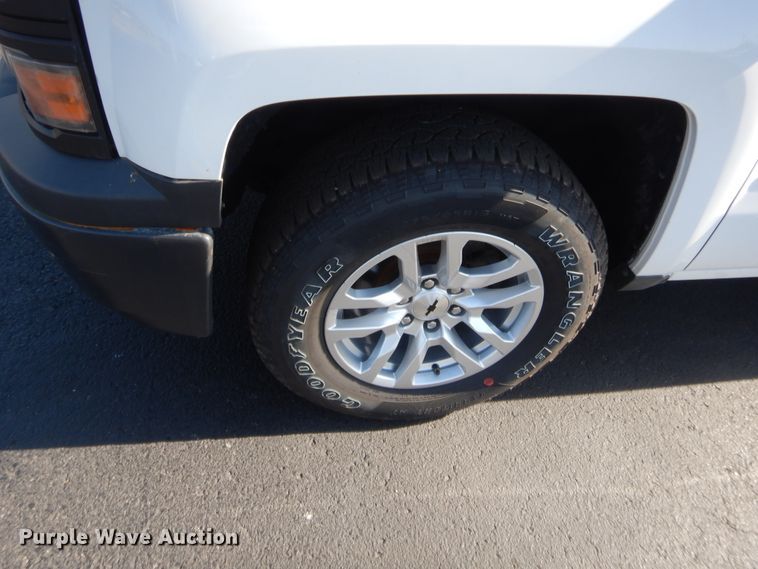 image for item HW9150 2014 Chevrolet Silverado 1500  Double Cab pickup truck