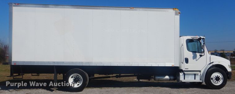 image for item HX9024 2005 Freightliner Business Class M2  box truck