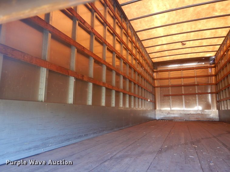 image for item HX9024 2005 Freightliner Business Class M2  box truck