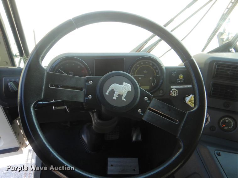 image for item HX9026 2009 Mack MRU613  bridge inspection truck