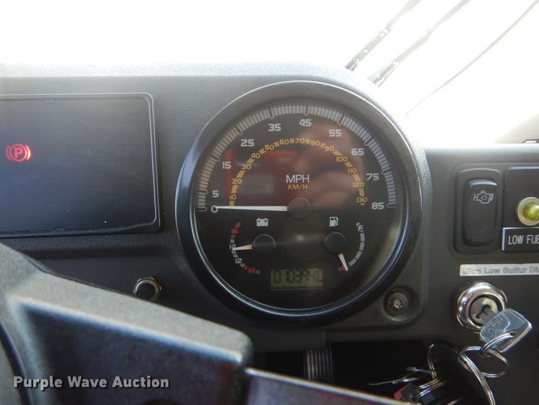 image for item HX9026 2009 Mack MRU613  bridge inspection truck