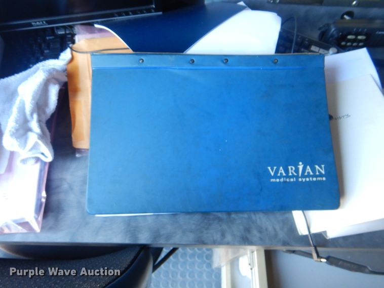 image for item HX9026 2009 Mack MRU613  bridge inspection truck