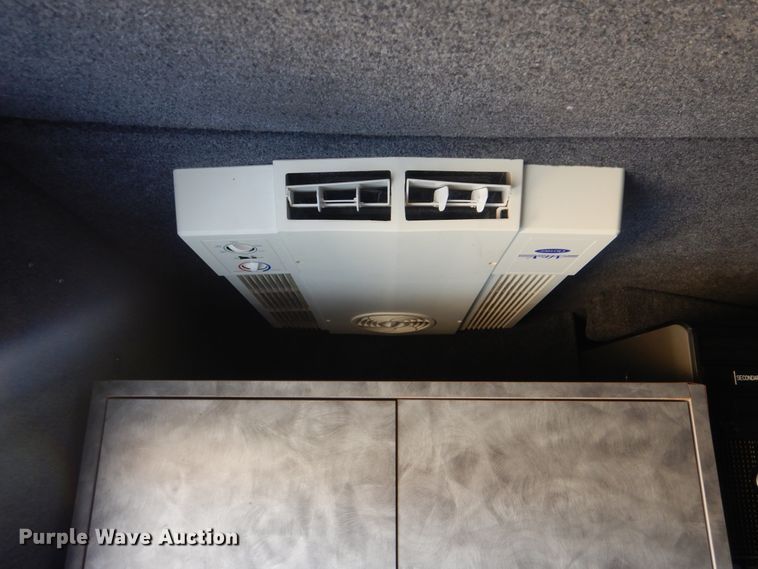 image for item HX9026 2009 Mack MRU613  bridge inspection truck