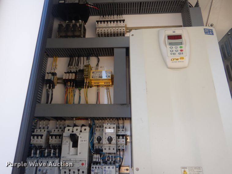 image for item HX9026 2009 Mack MRU613  bridge inspection truck