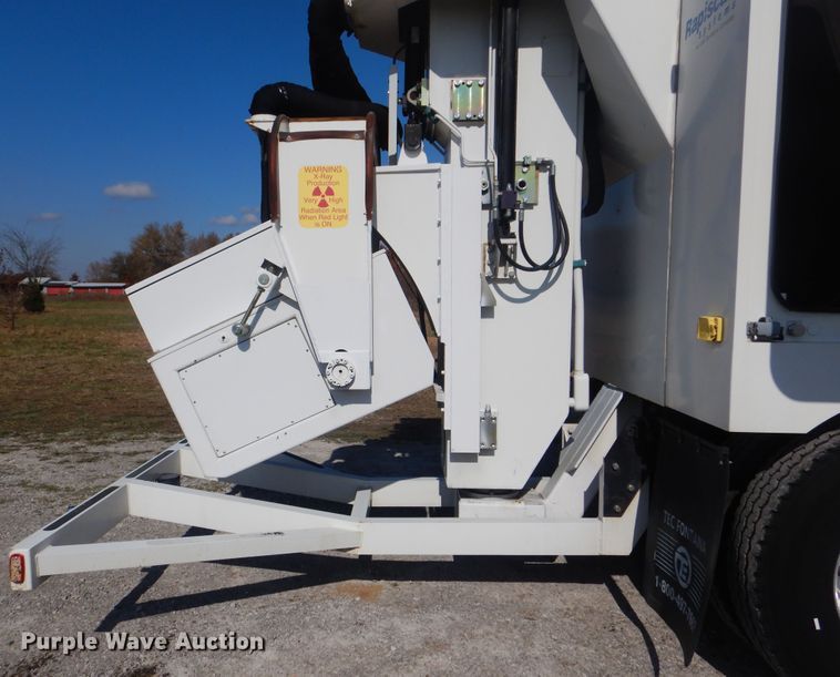 image for item HX9026 2009 Mack MRU613  bridge inspection truck