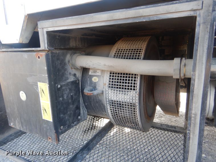 image for item HX9026 2009 Mack MRU613  bridge inspection truck