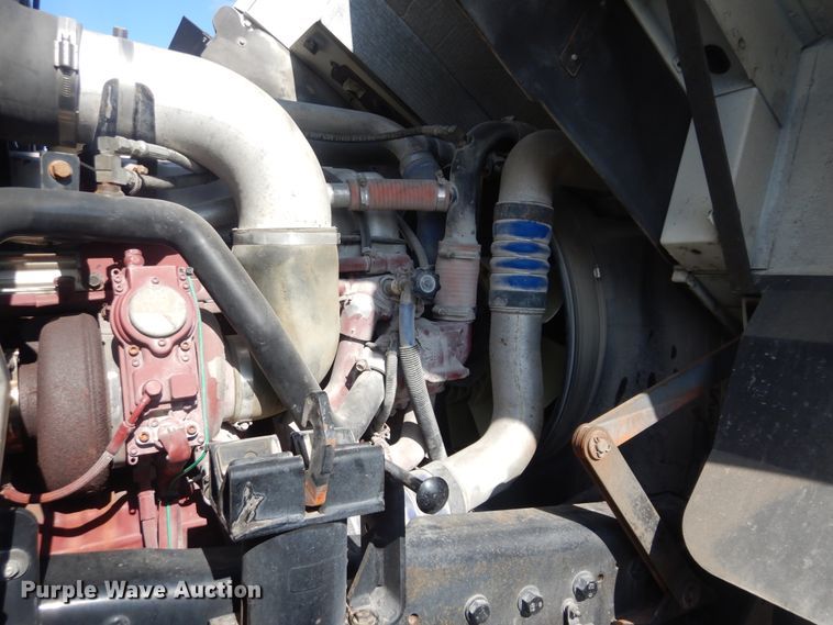 image for item HX9026 2009 Mack MRU613  bridge inspection truck