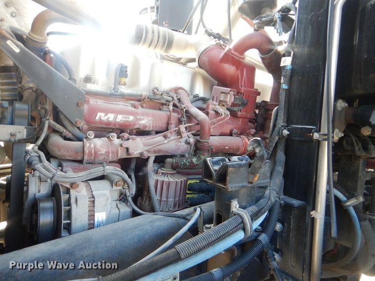 image for item HX9026 2009 Mack MRU613  bridge inspection truck