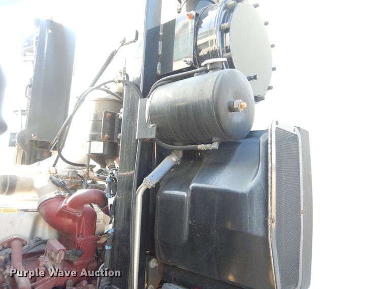 image for item HX9026 2009 Mack MRU613  bridge inspection truck