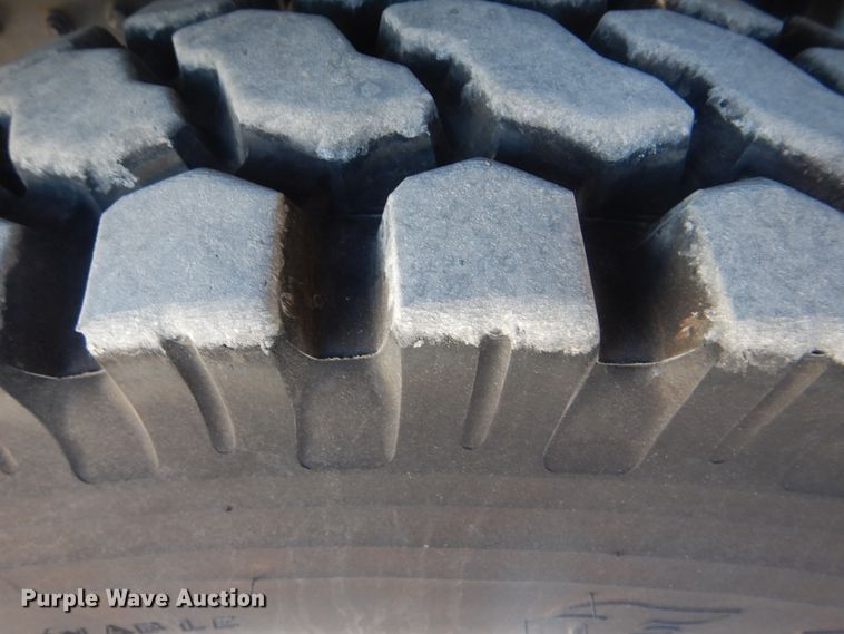 image for item HX9026 2009 Mack MRU613  bridge inspection truck