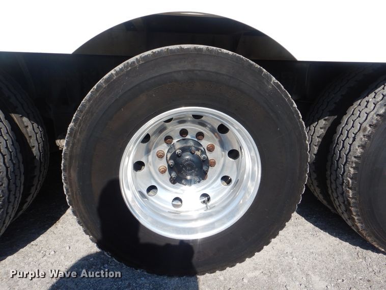 image for item HX9026 2009 Mack MRU613  bridge inspection truck