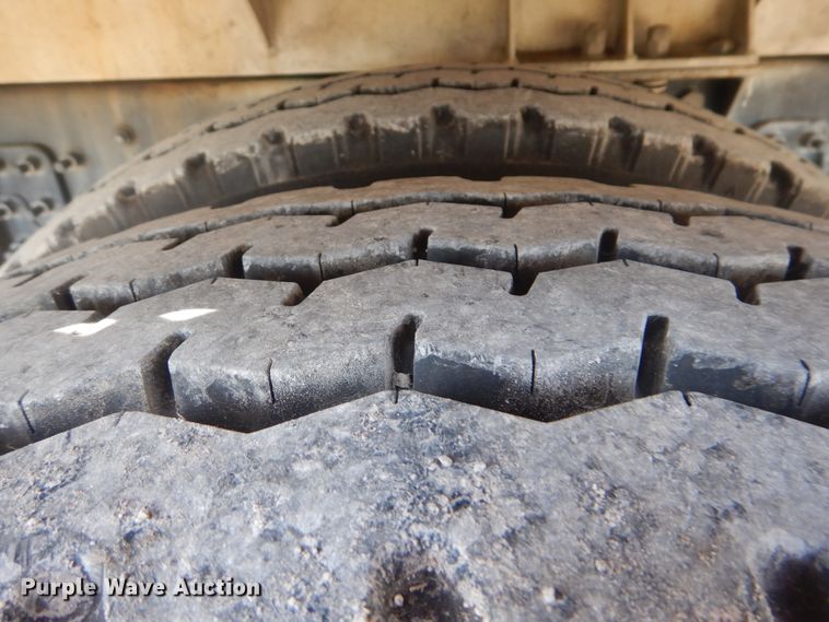 image for item HX9026 2009 Mack MRU613  bridge inspection truck