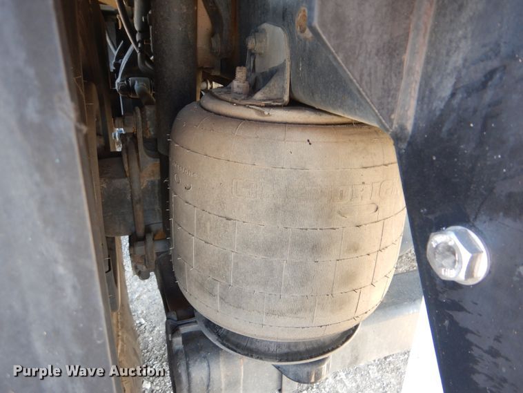 image for item HX9026 2009 Mack MRU613  bridge inspection truck