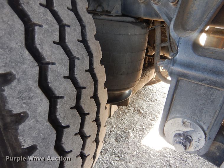 image for item HX9026 2009 Mack MRU613  bridge inspection truck