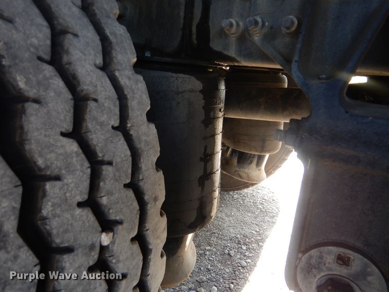 image for item HX9026 2009 Mack MRU613  bridge inspection truck