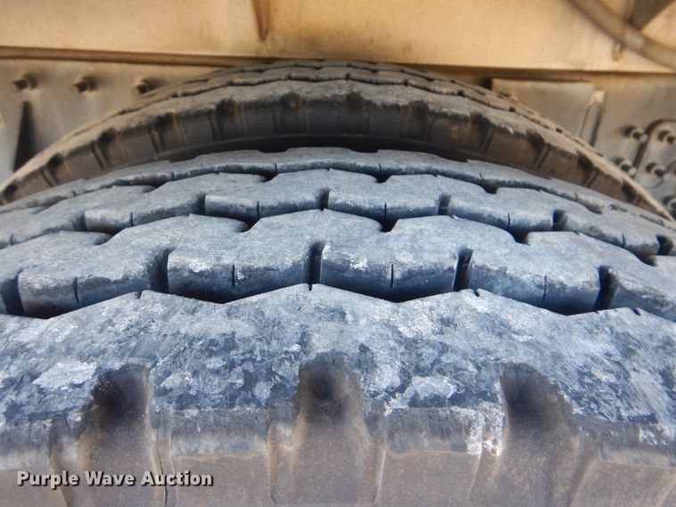 image for item HX9026 2009 Mack MRU613  bridge inspection truck