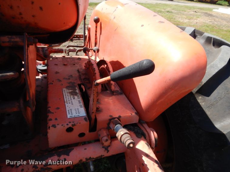 image for item HY9576 1962 Allis Chalmers D12  tractor