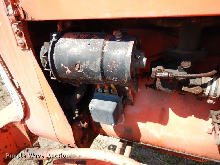 image for item HY9576 1962 Allis Chalmers D12  tractor