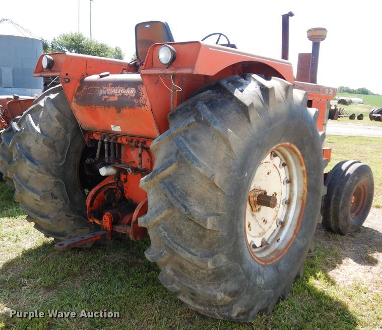 image for item HY9578 1966 Allis Chalmers D21  tractor