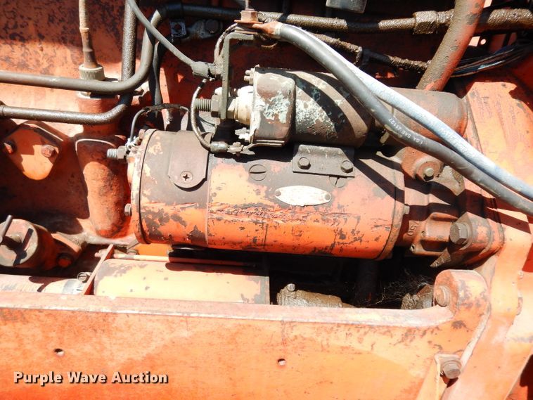 image for item HY9578 1966 Allis Chalmers D21  tractor