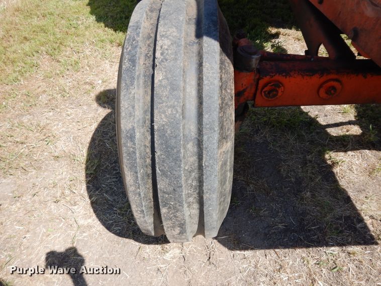 image for item HY9578 1966 Allis Chalmers D21  tractor