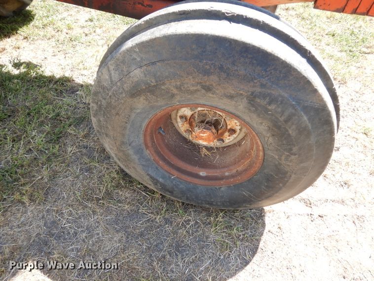 image for item HY9578 1966 Allis Chalmers D21  tractor