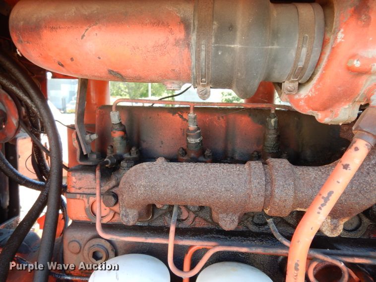 image for item HY9578 1966 Allis Chalmers D21  tractor