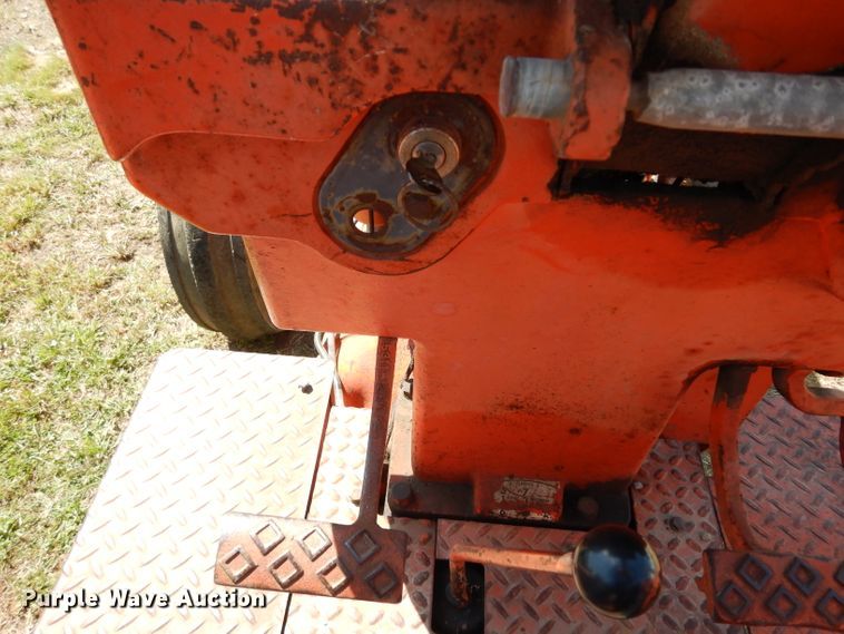 image for item HY9578 1966 Allis Chalmers D21  tractor