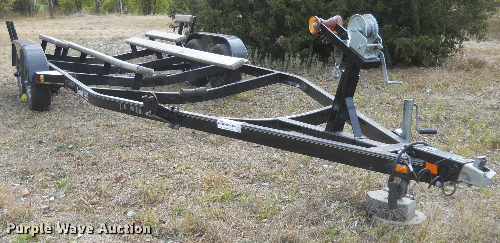 2004 Lund Heritage boat trailer in Salina, KS Item DF4560 sold